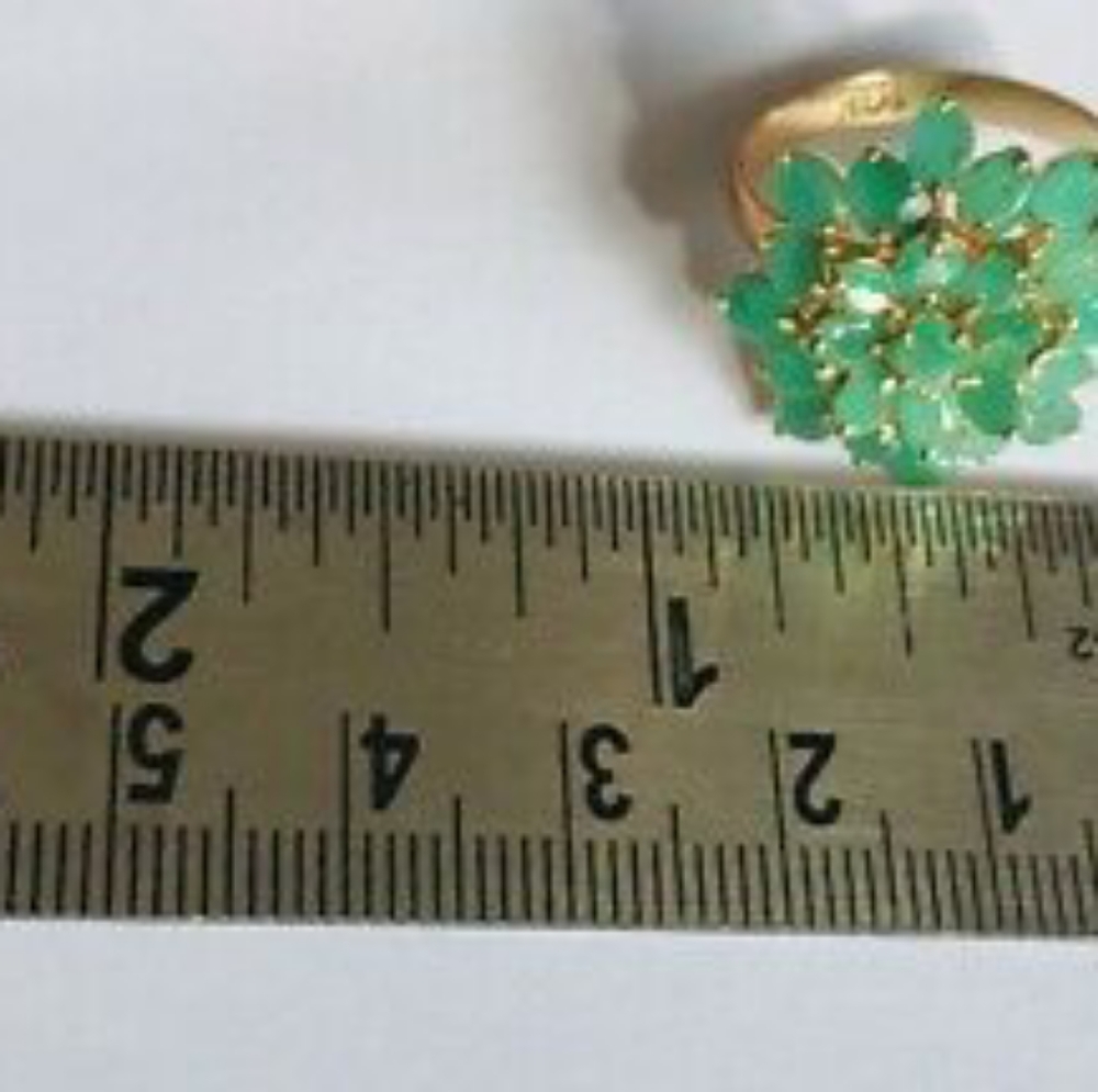 Beautiful 14KT Emerald Ring - Picture 5 of 7